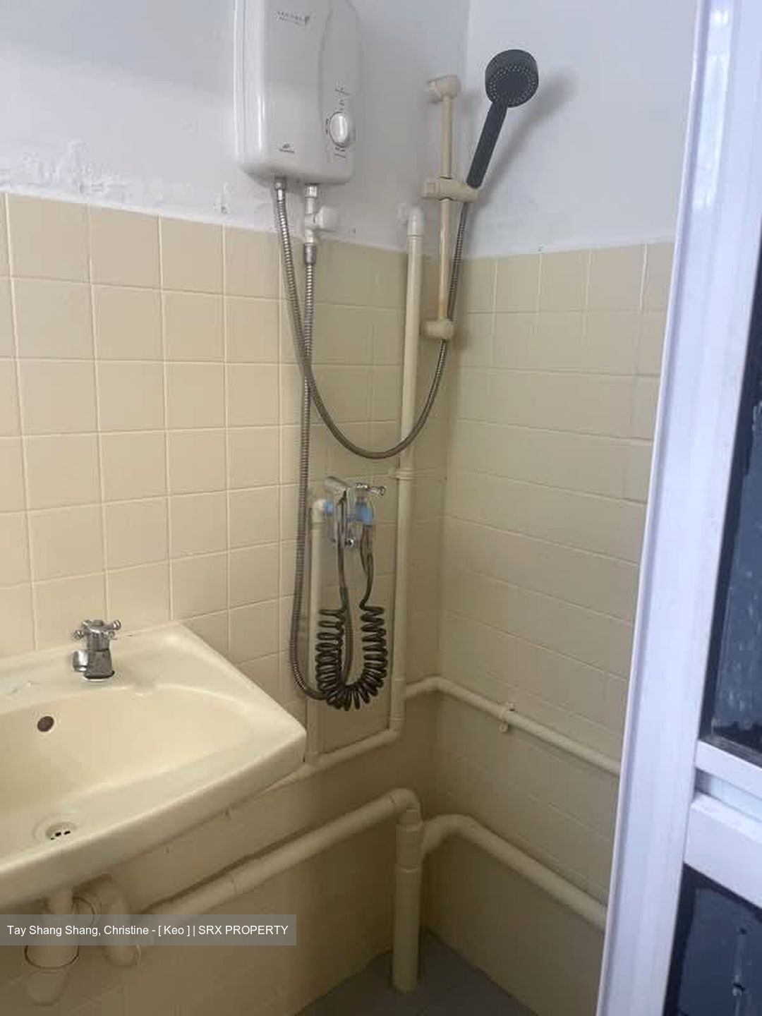 Blk 682 Hougang Avenue 4 (Hougang), HDB 3 Rooms #591503881